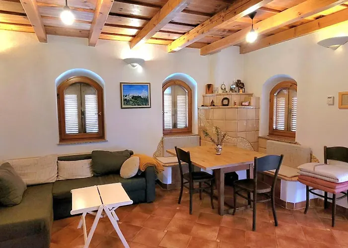 Nives, Wine Region Jeruzalem